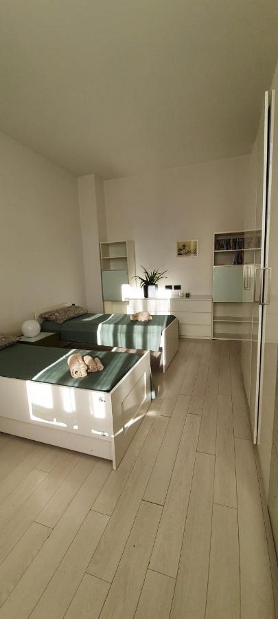 Intero Appartamento Lgbtq+ Zona Loreto Milan Exterior photo